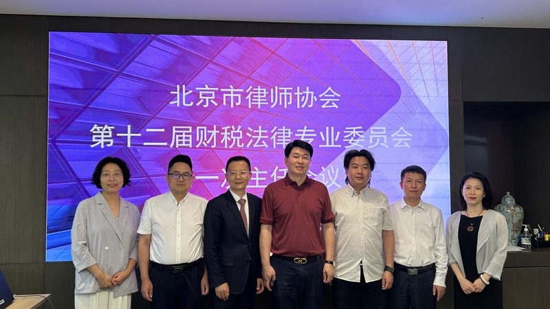 在进行商标注册时，需要准备以下材料：